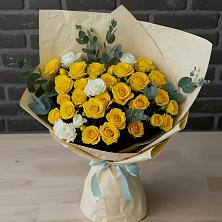 Букет цветов из:  Розы в Восходе Республики Крым