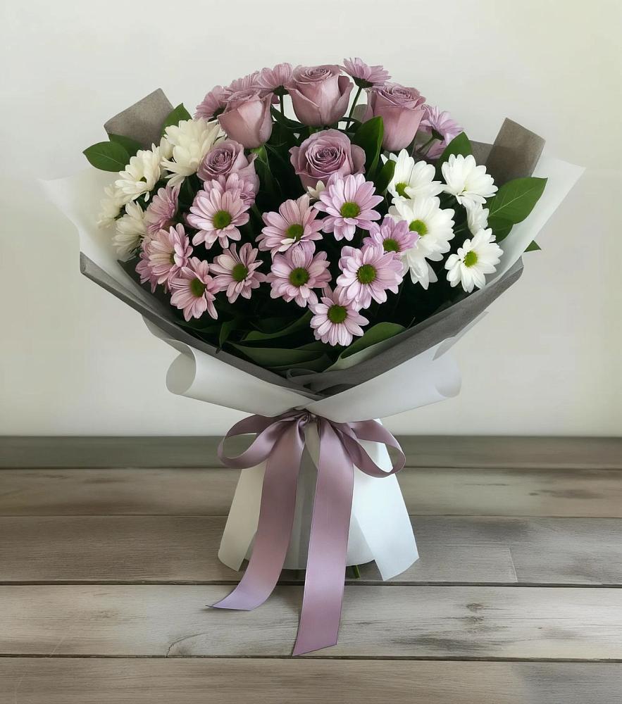 Букет цветов из: Хризантемы и Розы в Восходе Республики Крым