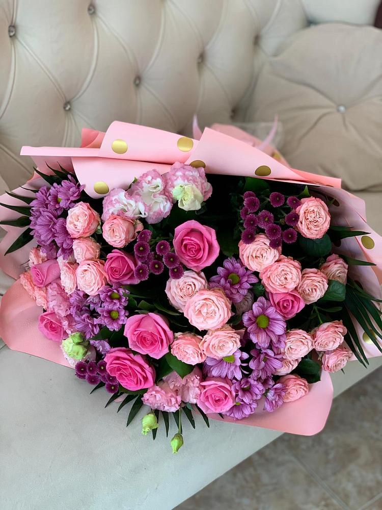 Букет цветов из: Хризантемы, Розы и Лизиантусы в Восходе Республики Крым