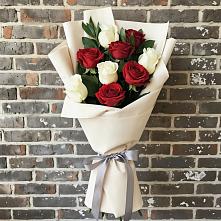 Букет цветов из:  Розы в Восходе Республики Крым