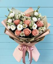 Букет цветов из:  Розы, Альстромерии и Лизиантусы в Восходе Республики Крым