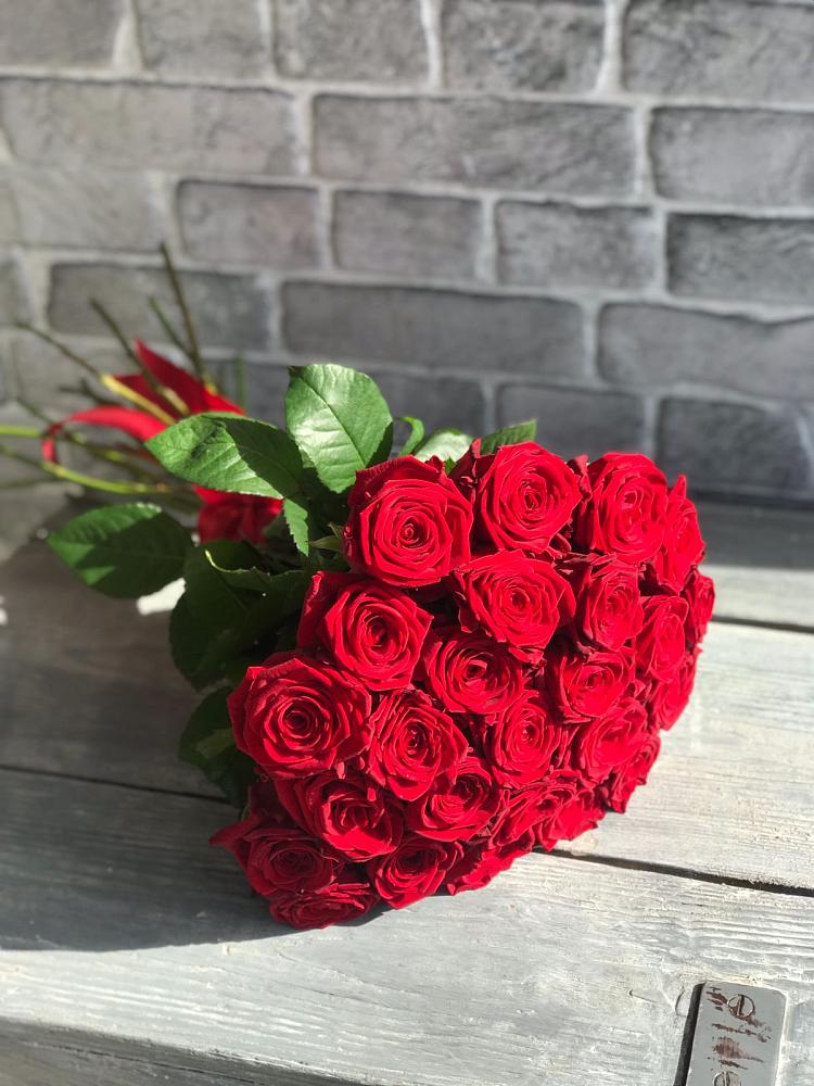 Букет Красные розы Фридом в Восходе Республики Крым