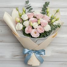 Букет цветов из:  Лизиантусы #REPLACE_PRED# Восходе Республики Крым