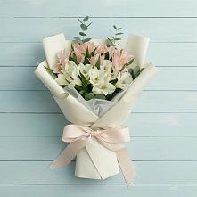 Букет цветов из:  Альстромерии в Восходе Республики Крым