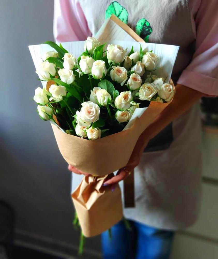 Букет цветов из: Розы в Восходе Республики Крым