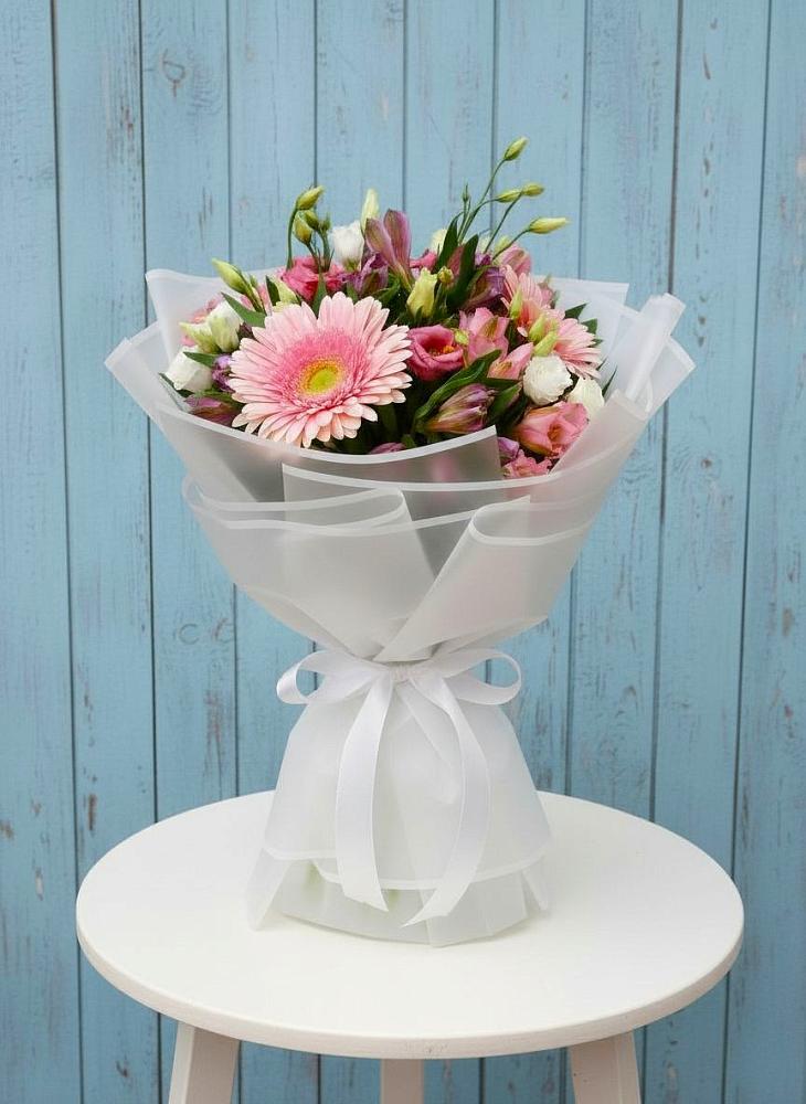 Букет цветов из: Герберы, Альстромерии и Лизиантусы в Восходе Республики Крым