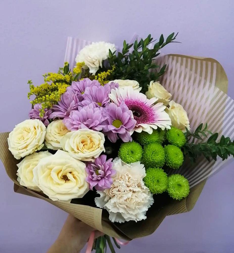 Букет цветов из: Хризантемы, Розы, Гвоздики и Герберы в Восходе Республики Крым