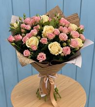 Букет цветов из:  Розы в Восходе Республики Крым