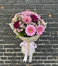 Букет цветов из:  Герберы и Хризантемы в Восходе Республики Крым