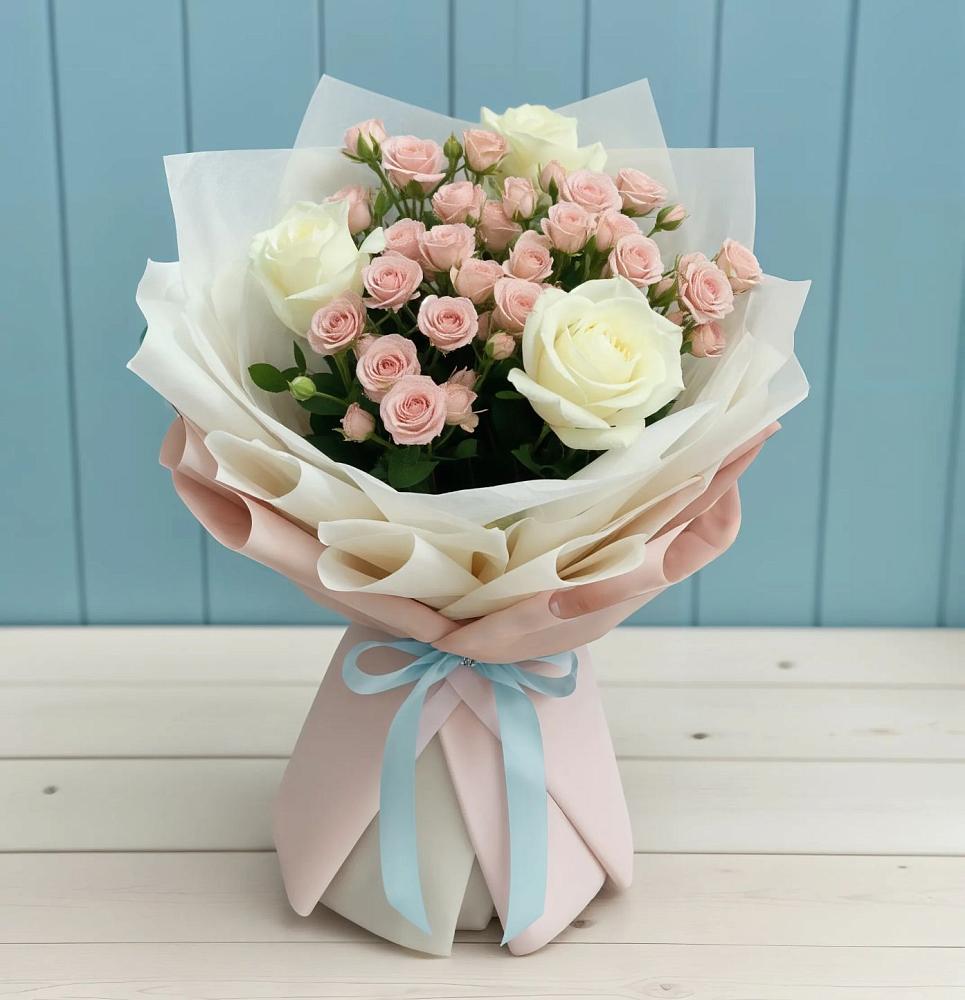 Букет цветов из: Розы в Восходе Республики Крым