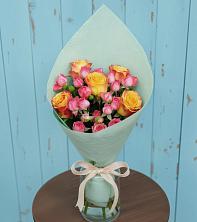Букет цветов из:  Розы в Восходе Республики Крым