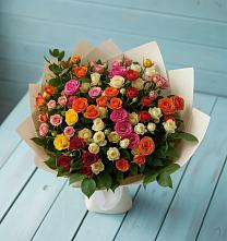 Букет Микс из разноцветных кустовых роз в Восходе Республики Крым